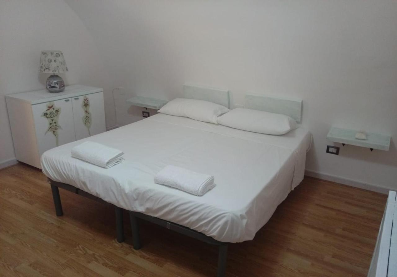 Residenza L'Orologio Hotel Берналда Екстериор снимка